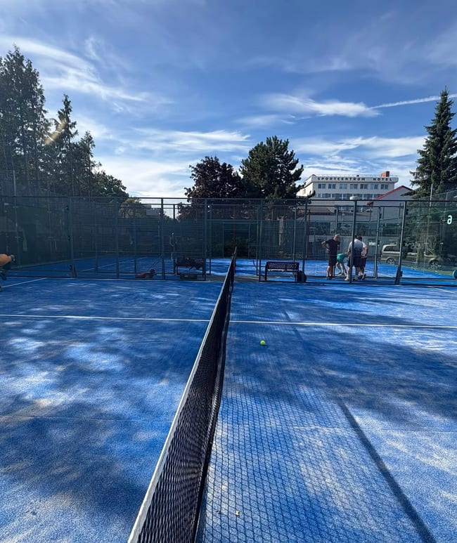 Padel Brandýs nad Labem — padelové kurty ve Sportcentru
